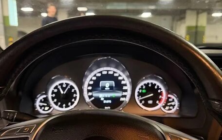 Mercedes-Benz E-Класс, 2013 год, 1 700 000 рублей, 8 фотография