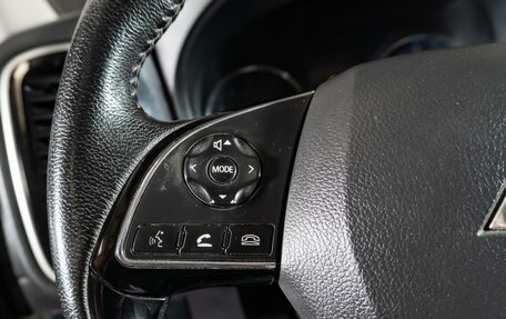 Mitsubishi Outlander III рестайлинг 3, 2018 год, 1 310 000 рублей, 19 фотография