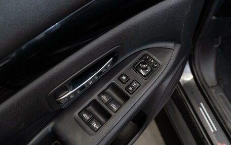 Mitsubishi Outlander III рестайлинг 3, 2018 год, 1 310 000 рублей, 25 фотография