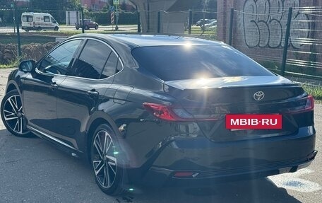 Toyota Camry, 2024 год, 3 200 000 рублей, 4 фотография