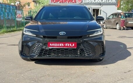 Toyota Camry, 2024 год, 3 200 000 рублей, 3 фотография