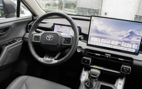 Toyota RAV4, 2026 год, 4 549 000 рублей, 13 фотография