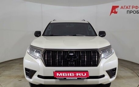 Toyota Land Cruiser Prado 150 рестайлинг 2, 2021 год, 4 750 000 рублей, 2 фотография