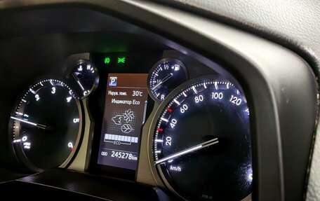 Toyota Land Cruiser Prado 150 рестайлинг 2, 2021 год, 4 750 000 рублей, 15 фотография