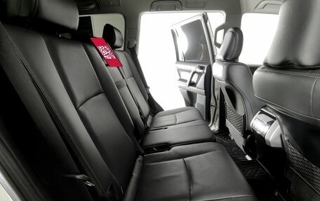 Toyota Land Cruiser Prado 150 рестайлинг 2, 2021 год, 4 750 000 рублей, 17 фотография