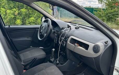 Renault Logan I, 2013 год, 430 000 рублей, 6 фотография