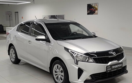 KIA Rio IV, 2021 год, 1 360 000 рублей, 7 фотография