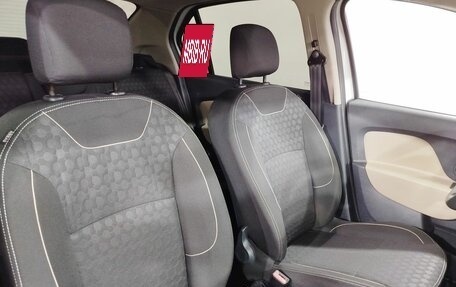 Renault Logan II, 2015 год, 890 000 рублей, 21 фотография