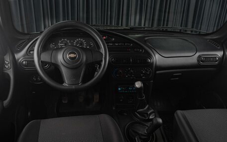 Chevrolet Niva I рестайлинг, 2019 год, 939 000 рублей, 6 фотография
