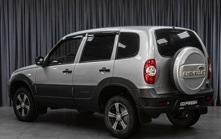 Chevrolet Niva I рестайлинг, 2019 год, 939 000 рублей, 2 фотография