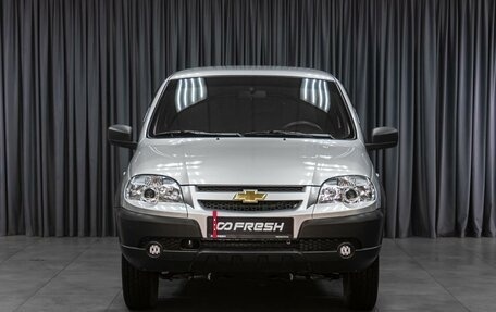 Chevrolet Niva I рестайлинг, 2019 год, 939 000 рублей, 3 фотография
