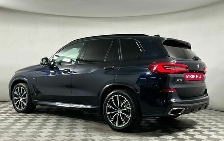 BMW X5, 2019 год, 5 999 000 рублей, 6 фотография