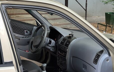 Hyundai Accent II, 2004 год, 320 000 рублей, 7 фотография