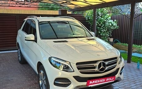 Mercedes-Benz GLE, 2015 год, 3 500 000 рублей, 3 фотография