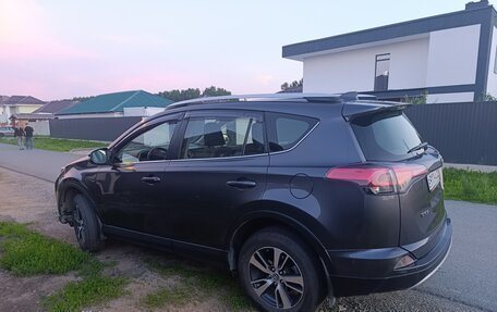 Toyota RAV4, 2016 год, 2 350 000 рублей, 8 фотография