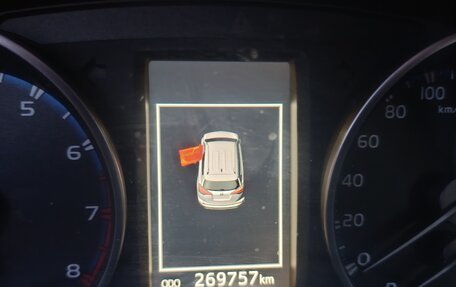 Toyota RAV4, 2016 год, 2 350 000 рублей, 13 фотография