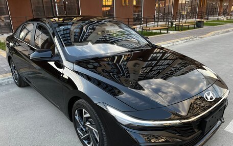 Hyundai Elantra, 2023 год, 2 фотография
