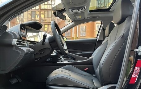 Hyundai Elantra, 2023 год, 8 фотография