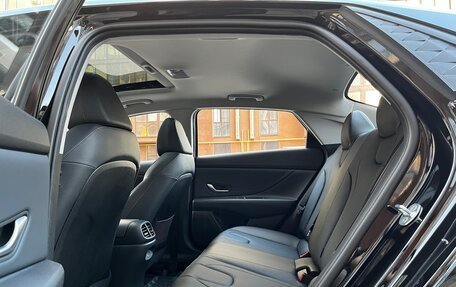 Hyundai Elantra, 2023 год, 9 фотография