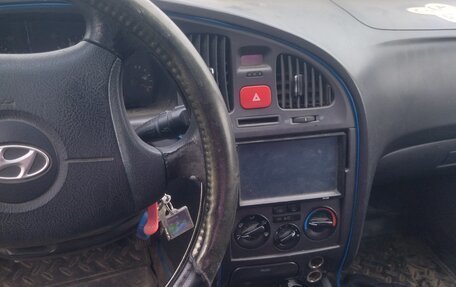 Hyundai Elantra III, 2005 год, 330 000 рублей, 2 фотография
