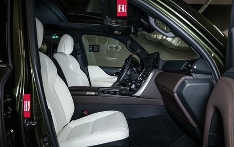 Lexus LX, 2025 год, 18 900 000 рублей, 28 фотография