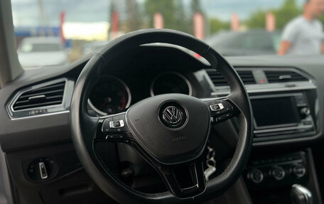 Volkswagen Tiguan II, 2018 год, 2 400 000 рублей, 15 фотография
