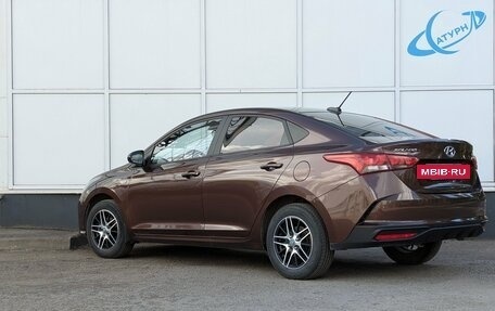 Hyundai Solaris II рестайлинг, 2021 год, 1 675 000 рублей, 7 фотография