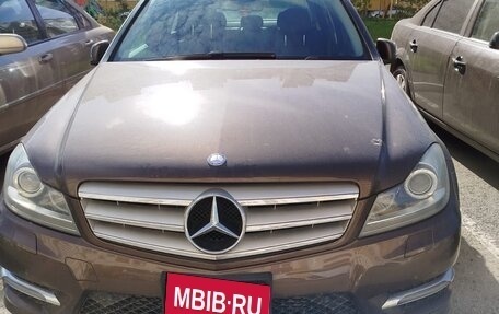Mercedes-Benz C-Класс, 2012 год, 1 700 000 рублей, 4 фотография