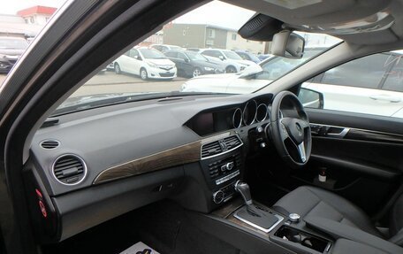 Mercedes-Benz C-Класс, 2012 год, 1 700 000 рублей, 23 фотография