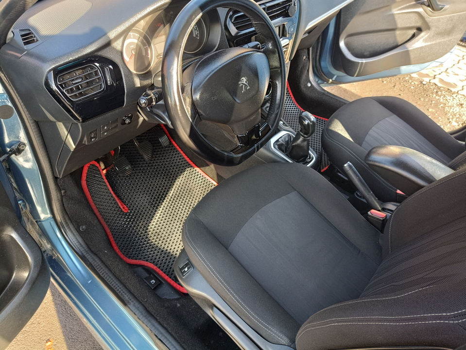 Peugeot 301 I, 2014 год, 450 000 рублей, 13 фотография