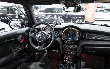 MINI Hatch, 2019 год, 3 099 700 рублей, 17 фотография