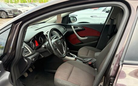 Opel Astra J, 2011 год, 681 000 рублей, 9 фотография