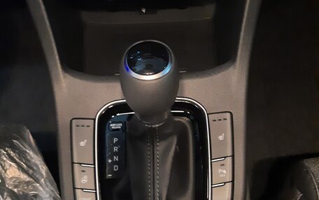 Hyundai i30 III, 2022 год, 2 100 000 рублей, 13 фотография