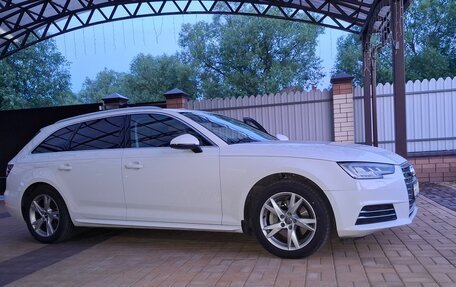 Audi A4, 2018 год, 2 500 000 рублей, 1 фотография
