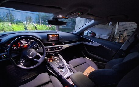 Audi A4, 2018 год, 2 500 000 рублей, 6 фотография