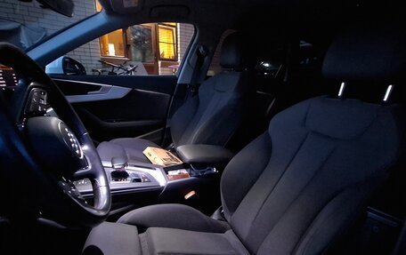 Audi A4, 2018 год, 2 500 000 рублей, 8 фотография
