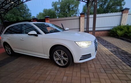 Audi A4, 2018 год, 2 500 000 рублей, 9 фотография