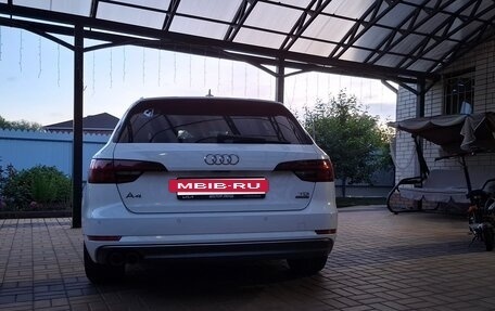 Audi A4, 2018 год, 2 500 000 рублей, 4 фотография