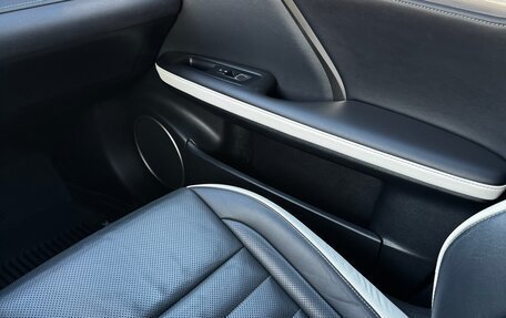 Lexus RX IV рестайлинг, 2019 год, 4 690 000 рублей, 20 фотография