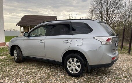 Mitsubishi Outlander III рестайлинг 3, 2012 год, 1 200 000 рублей, 5 фотография