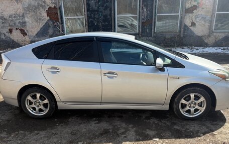 Toyota Prius, 2010 год, 950 000 рублей, 4 фотография