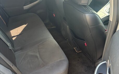Toyota Prius, 2010 год, 950 000 рублей, 11 фотография