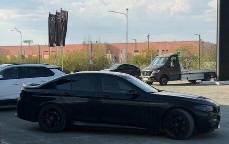 BMW 5 серия, 2015 год, 2 300 000 рублей, 1 фотография