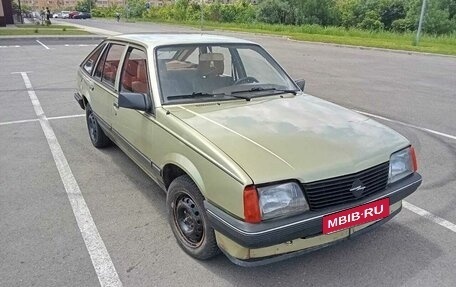 Opel Ascona C, 1984 год, 90 000 рублей, 1 фотография