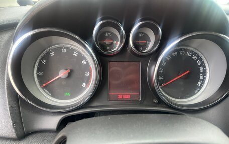 Opel Astra J, 2010 год, 410 000 рублей, 2 фотография
