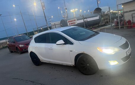 Opel Astra J, 2010 год, 410 000 рублей, 10 фотография