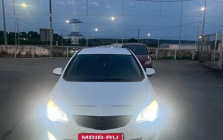 Opel Astra J, 2010 год, 410 000 рублей, 6 фотография