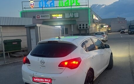 Opel Astra J, 2010 год, 410 000 рублей, 9 фотография