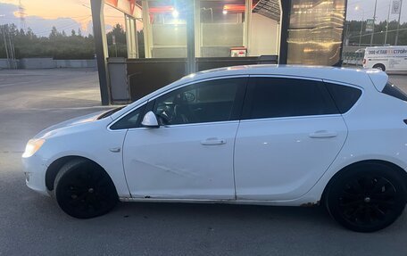 Opel Astra J, 2010 год, 410 000 рублей, 12 фотография