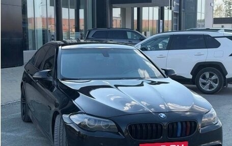 BMW 5 серия, 2015 год, 2 300 000 рублей, 3 фотография